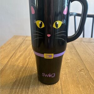 Swig life Halloween 40oz mug